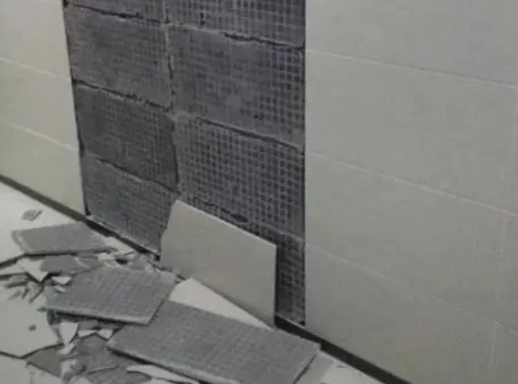 涞源瓷砖空鼓维修公司分享下涞源墙砖松动维修的知识